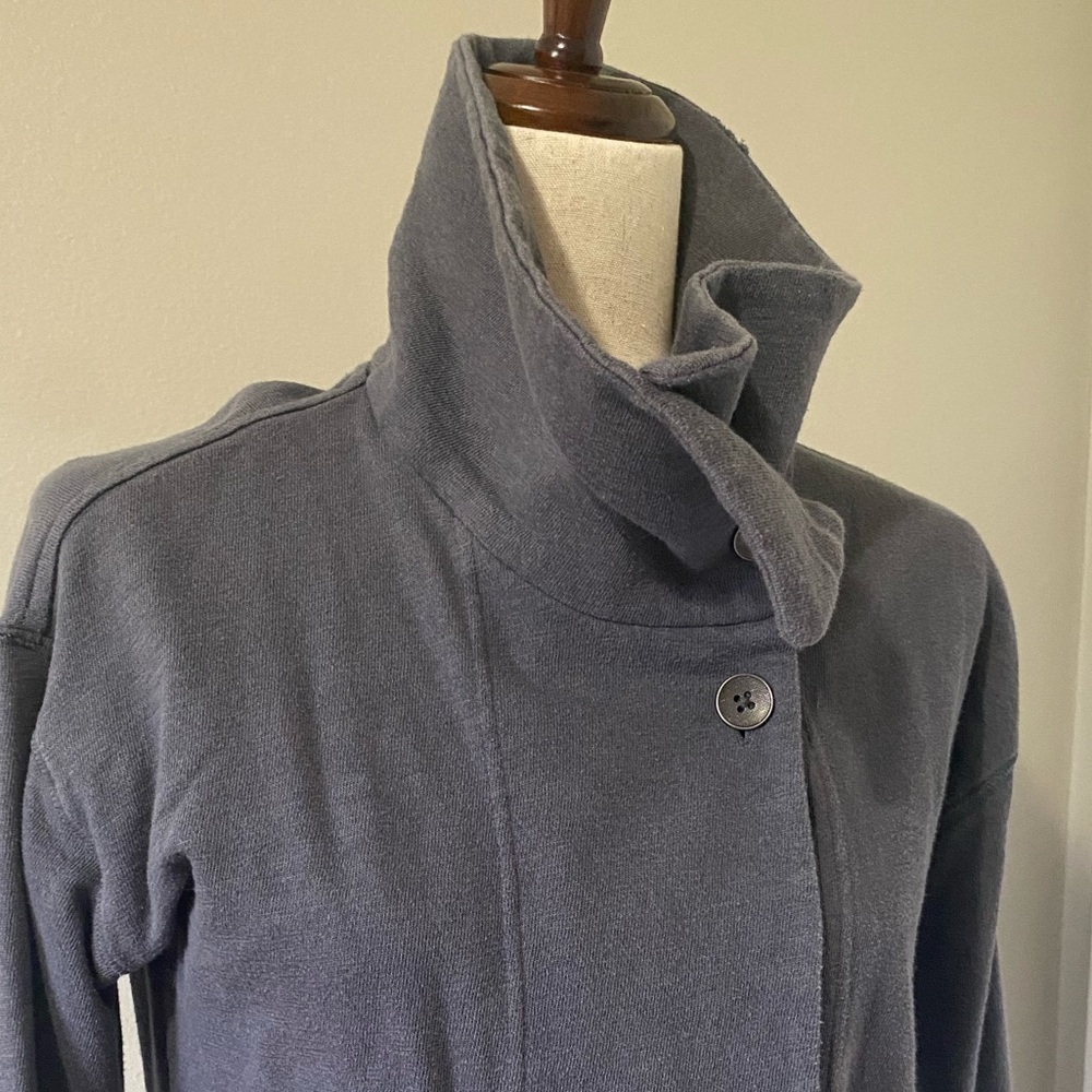 Women's Columbia Sweater - Picture 4 of 4
